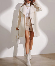 Load image into Gallery viewer, Women's Solid Color Long Lapel Long Sleeve Autumn And Winter Thick Plush Coat