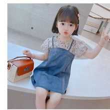 Load image into Gallery viewer, 2-7 Years Old Girls' Dress 2021 Summer New Fashion Baby Refreshing Floral Skirt Girl Outdoor Short Sleeve Denim Princess Skirt