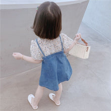 Load image into Gallery viewer, 2-7 Years Old Girls' Dress 2021 Summer New Fashion Baby Refreshing Floral Skirt Girl Outdoor Short Sleeve Denim Princess Skirt
