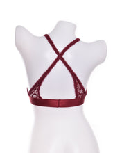 Load image into Gallery viewer, 2020 New Lace Bra Female underwear Beauty Back Bralett Chest Sexy Cross Neck Tube Top Thin Ladies Lingerie Women Underwear