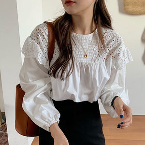 Early Autumn Sweet O Neck Hollowed Out Lace Stitching Blouse Women Loose Puff Sleeve Shirts Women Pullover Elegant White Blusas