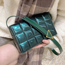 Load image into Gallery viewer, Luxury Women's Shoulder Bags Weave Leather Flap Bag For Women 2020 New Brand Designer Handbags Thick Chain Crossbody Bags Female