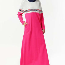 Load image into Gallery viewer, Middle East Abaya Muslim Letter Print Stitching Contrast Pocket Long Skirt With Hijab Arabic Sweater Dress For Women Robe