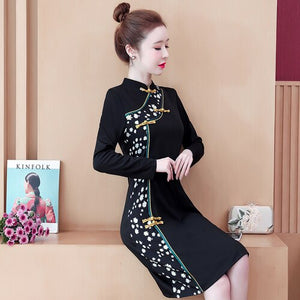 Stand Collar Retro Buckle Long Sleeve Women Improved Cheongsam Autumn Chinese Style Plus Size Elegant Slim Dress Female Qipao