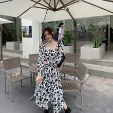 Load image into Gallery viewer, Women Dress Floral Fashion French Fairy Chiffon Sexy V-Neck Dresses Fashion Long-Sleeve Temperament Black Autumn Long Skirts