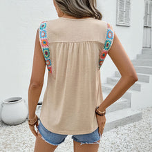 Load image into Gallery viewer, European And American Loose Top Ethnic Style Round Neck Ribbon Stitching T-shirt For Women