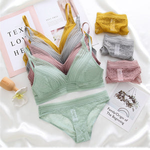 2020 Sexy Bras For Women French Wire Free Thin Padded Bra Set Big Chest Lace Push Up Underwear Sets Girl Candy Colour Bralette