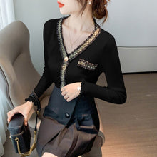 Load image into Gallery viewer, 2021 Autumn and Winter New Korean Version of Small Fragrance Knit Sweater V-neck Women&#39;s Sweater Bottoming Shirt Top