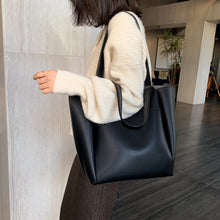 Load image into Gallery viewer, 2021 Hot sale women handbag large capacity shoulder bags high quality PU leather shoulder bags ladies wild bags sac a main femme