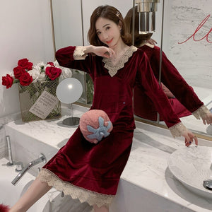 2021 New Autumn Winter Sexy Lace V-neck Gold Velvet Long Dress Nightgowns for Women Long Sleeve Sleepwear Night Dress Nightdress