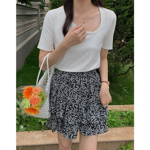 2021 New Sweet Fresh Kawaii Women 2 Pcs Sets Pearl Chain Short Sleeve Woman T-shirts + Floral Print A-line Skirts Summer Korean