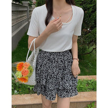 Load image into Gallery viewer, 2021 New Sweet Fresh Kawaii Women 2 Pcs Sets Pearl Chain Short Sleeve Woman T-shirts + Floral Print A-line Skirts Summer Korean