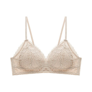 2021 New Triangle Cup Girls No Steel Ring Underwear French Lace Floral Push Up Bra Sexy Women's Seamless Bra Summer Thin