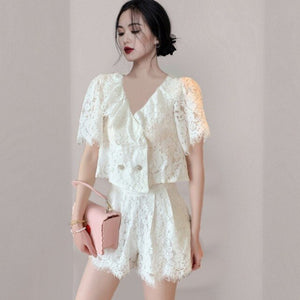 2021 Runway Design Summer Temperament Elegant Sweet Lace Ruffles V-Neck Puff Sleeve Shirt + High Waist Short Suit