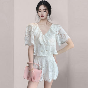 2021 Runway Design Summer Temperament Elegant Sweet Lace Ruffles V-Neck Puff Sleeve Shirt + High Waist Short Suit