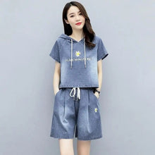 Load image into Gallery viewer, 2021 Summer New Fashion Denim Suit Women Hooded Short Sleeve Denim Jacket Shorts Casual Two-Piece Suits Plus Size Women&#39;s Sets