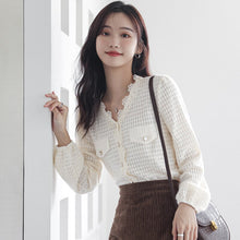Load image into Gallery viewer, 2021 Women Spring and Autumn New French retro V-neck Hollow Lace Shirt Female Design Sense Niche Puff Sleeve Blouse