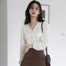 Load image into Gallery viewer, 2021 Women Spring and Autumn New French retro V-neck Hollow Lace Shirt Female Design Sense Niche Puff Sleeve Blouse