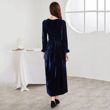 Load image into Gallery viewer, 2021 Women&#39;s Spring And Autumn Arab Muslim Stretch Velvet Waist Slimming Slim Sequined Velvet Stitching Dress Abaya Kimono