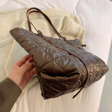 Load image into Gallery viewer, 2021 autumn and winter new style cotton clothing fashion Korean version of space cotton one-shoulder casual popular handbag