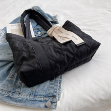 Load image into Gallery viewer, 2021 hit inverno marca náilon acolchoado alça curta totes designer de luxo das mulheres ombro acolchoado sacos bolsas topo hande