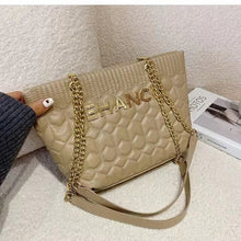 Load image into Gallery viewer, 2021 new all-match messenger bag niche texture fashion shoulder bag one drop delivery