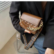 Load image into Gallery viewer, 2021 new fashion chain hand-held wide shoulder strap rhombus single shoulder messenger bag