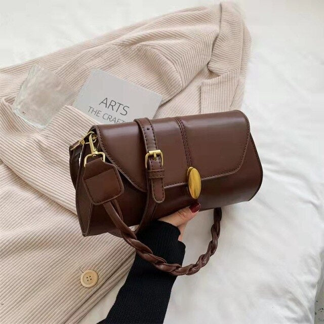 2021 new retro messenger texture fashion one-shoulder small square bag