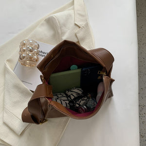 2023 Ladies New Style Shoulder Bag Fashion Big Bag Pillow Bag Soft Leather Women Bag Solid Color Ladies Messenger Bag