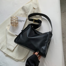 Load image into Gallery viewer, 2023 Ladies New Style Shoulder Bag Fashion Big Bag Pillow Bag Soft Leather Women Bag Solid Color Ladies Messenger Bag