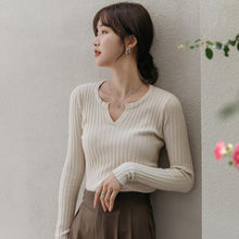 Load image into Gallery viewer, Autumn and Winter Bottoming Shirt is Built With slim Slimming V-neck Blouse Women&#39;s Long-sleeved Sexy Knit Sweater Trend Tops