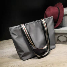 Load image into Gallery viewer, Bolsa de mão feminina designer famoso, bolsa de ombro com tecido oxford impermeável