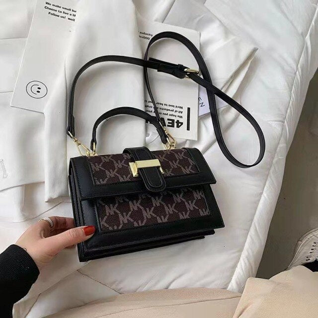 Bolsa feminina luxuosa de ombro, bolsa carteiro com aba e couro pu de alta qualidade para viagem