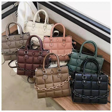 Load image into Gallery viewer, Bolsa quadrada feminina de couro pu de qualidade, xadrez, bolsa de mão, transversal, estilosa, de ombro, carteiro, nova
