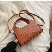 Load image into Gallery viewer, Bolsas femininas de design de marca high-end, grande capacidade de moda de um ombro tote tote para baixo bolsas femininas