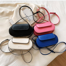 Load image into Gallery viewer, Bolsas femininas designer pequeno couro do plutônio ombro crossbody bolsas luxo 2022 baguette shopper bolsas com cinto longo