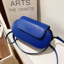 Load image into Gallery viewer, Bolsas femininas designer pequeno couro do plutônio ombro crossbody bolsas luxo 2022 baguette shopper bolsas com cinto longo