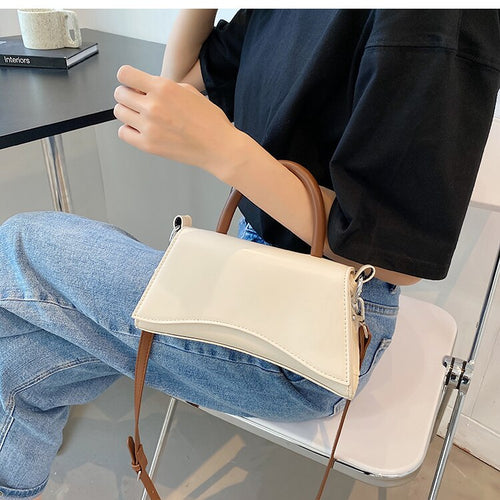 C доста- bolsas de ombro de couro pu pequenas com estilo simples para mulheres 2022, sacos de mão elegantes da moda para o verão