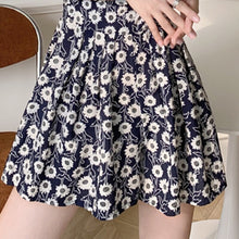 Load image into Gallery viewer, Casual Fashion Print V-Neck Jumpsuits Women Summer Backless Bandage Waist Slimming Playsuits Short Puff Sleeve Combinaison Femme
