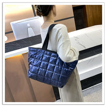 Load image into Gallery viewer, Casual para baixo algodão sacos de ombro das mulheres bolsas de designer de náilon senhoras grande capacidade espaço almofada al