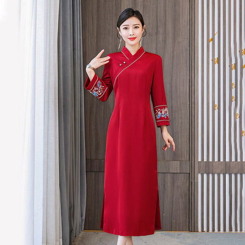 Chinese Style Improved Cheongsam Vintage Embroidery Long Sleeve V-Neck Buckle Plus Size Split Fork Slim Midi Dress Female Qipao