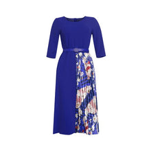 Load image into Gallery viewer, Contrasting Color Dress Plus Size Women&#39;s Round Neck Three-Quarter Sleeves With Belt Fashion And Elegant Slim African Dress 2021