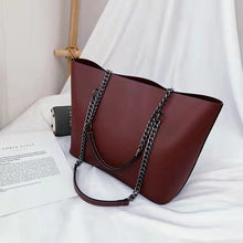 Load image into Gallery viewer, Designer de couro do plutônio sacos de ombro para as mulheres 2021 corrente alta capacidade bolsas viagem luxo mão saco feminino