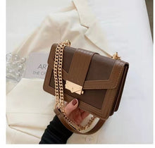 Load image into Gallery viewer, Designer de luxo marca esfrega couro corrente aleta bolsa ombro para as mulheres inverno sacos crossbody bolsas festa e bolsas 2