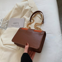 Load image into Gallery viewer, Designer de luxo marca esfrega couro corrente aleta bolsa ombro para as mulheres inverno sacos crossbody bolsas festa e bolsas 2