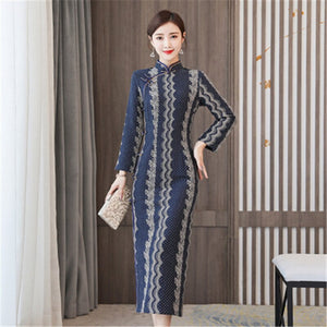 Elegant Chinese Style Split Fork Qipao Women Long Sleeve Stand Collar Vintage Buckle Slim Dress Autumn Female Improved Cheongsam