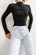Load image into Gallery viewer, Fashion 2022 Summer Chic White Women&#39;s Clothing Basic  Bottoming Crop Top Rave Festival Sexy Long Sleeves Tops Streetwear