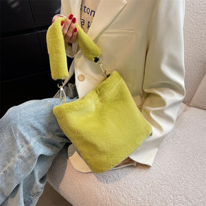 Fashion Luxury Faux Fur Bucket Women&#39;s Handbags Designer Lady Hand Bags Fluffy Soft Plush Warm Winter Clutch Shoulder Bags