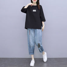 Load image into Gallery viewer, Fashion Suit Women Summer New Round Neck Printed T-shirt + Elastic Waist Nine-point Break Jeans Loose Casual Two-piece Female