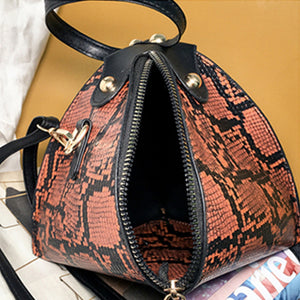 Fashion Women's Trend Large Capacity Leather Wristlets Bag Female Snack Print Bag High Street Quality Ladies Purses